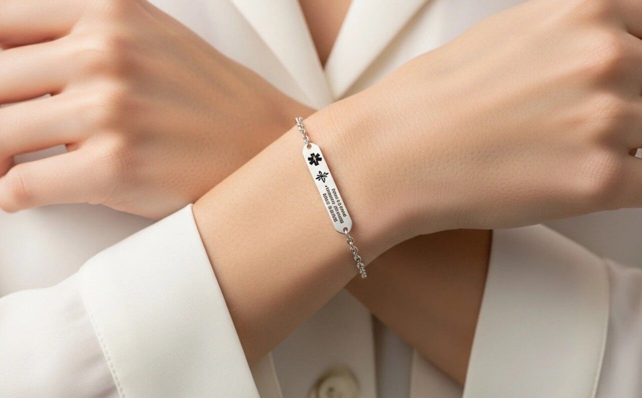 10 Essential Items to Include in Your Emergency Health Kit