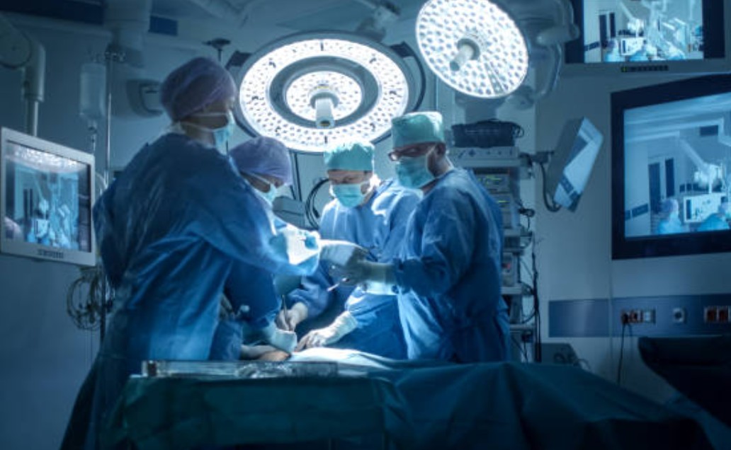 Top Reasons to Choose the Best Cancer Surgeon in Lucknow